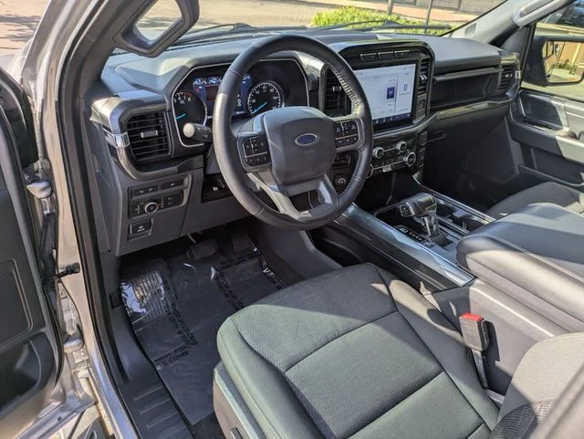 Used 2022 Silver Ford XLT image 10