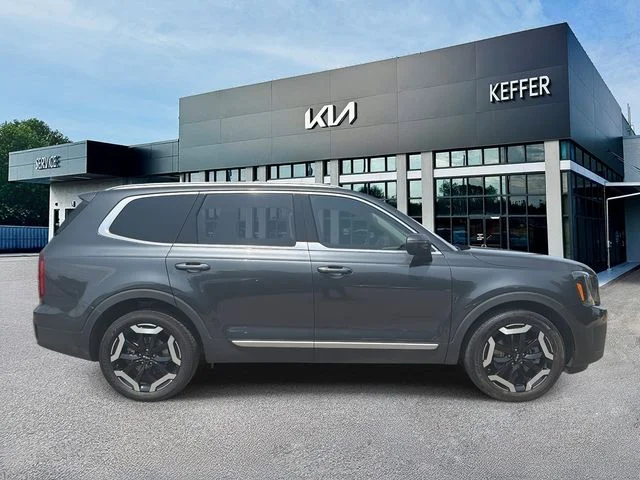 Certified Used 2024 Gray Kia S image 9