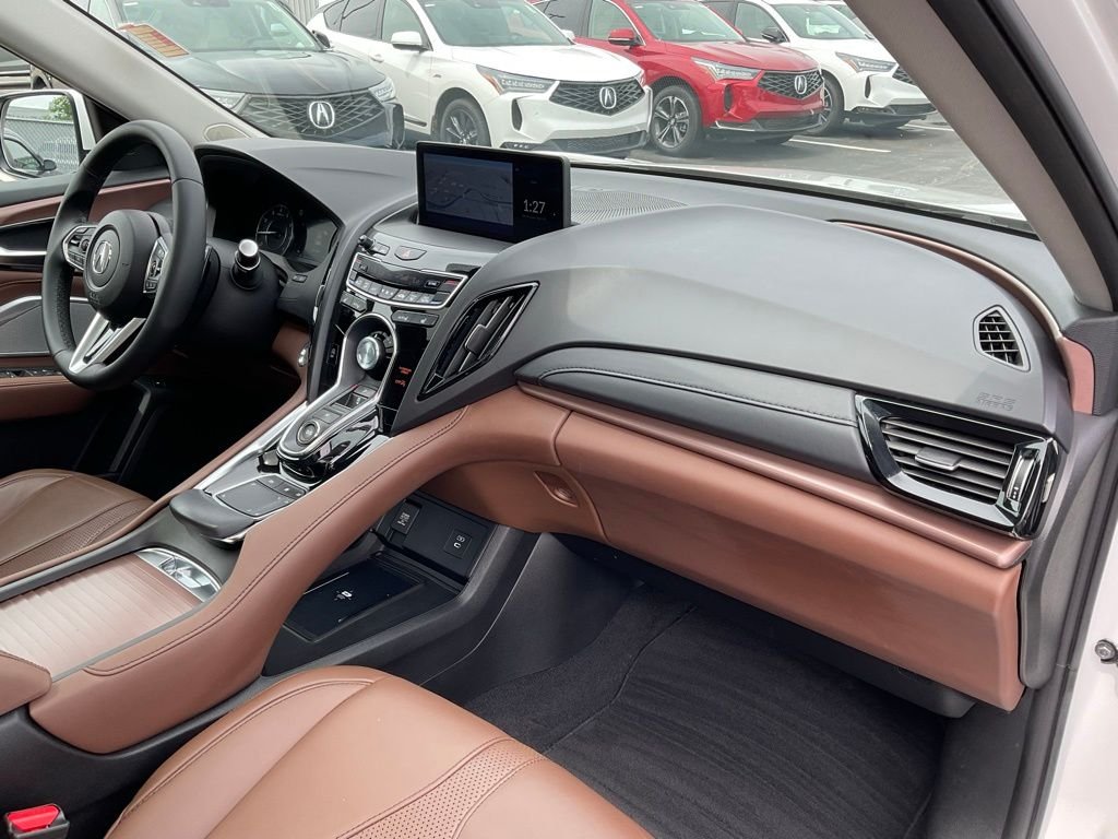 Used 2023  Acura Technology Package image 21