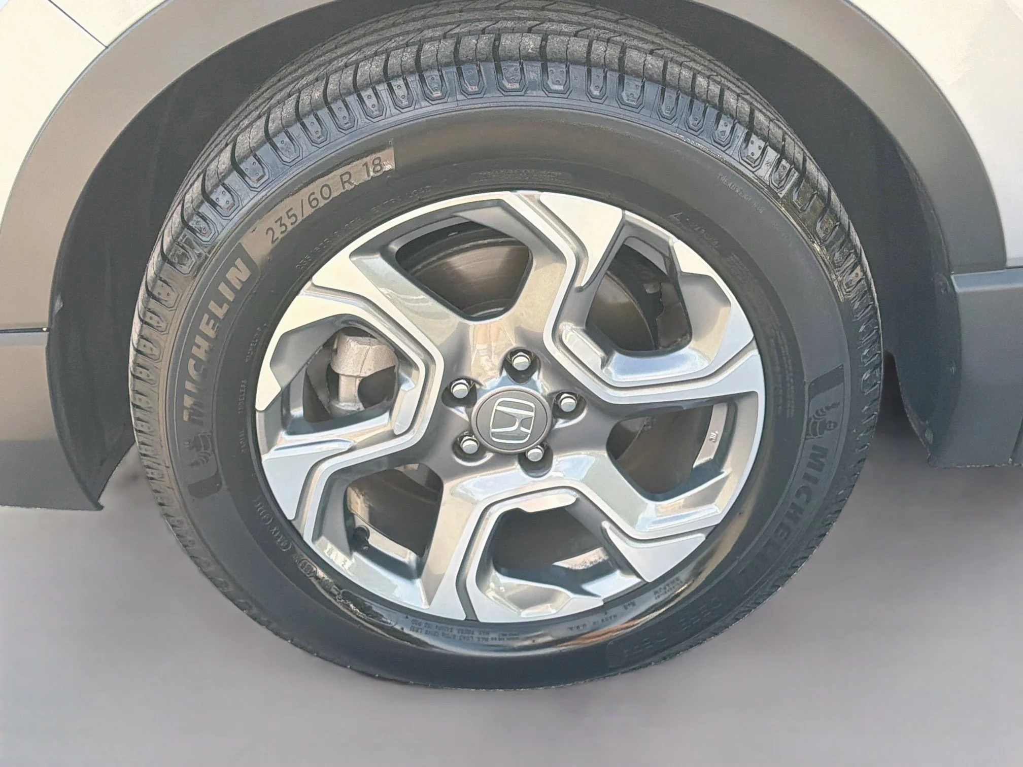 Used 2019 Lunar Silver Metallic Honda EX-L image 38