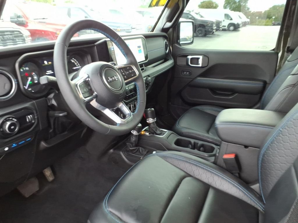 Used 2024 Green Jeep High Altitude 4xe image 7