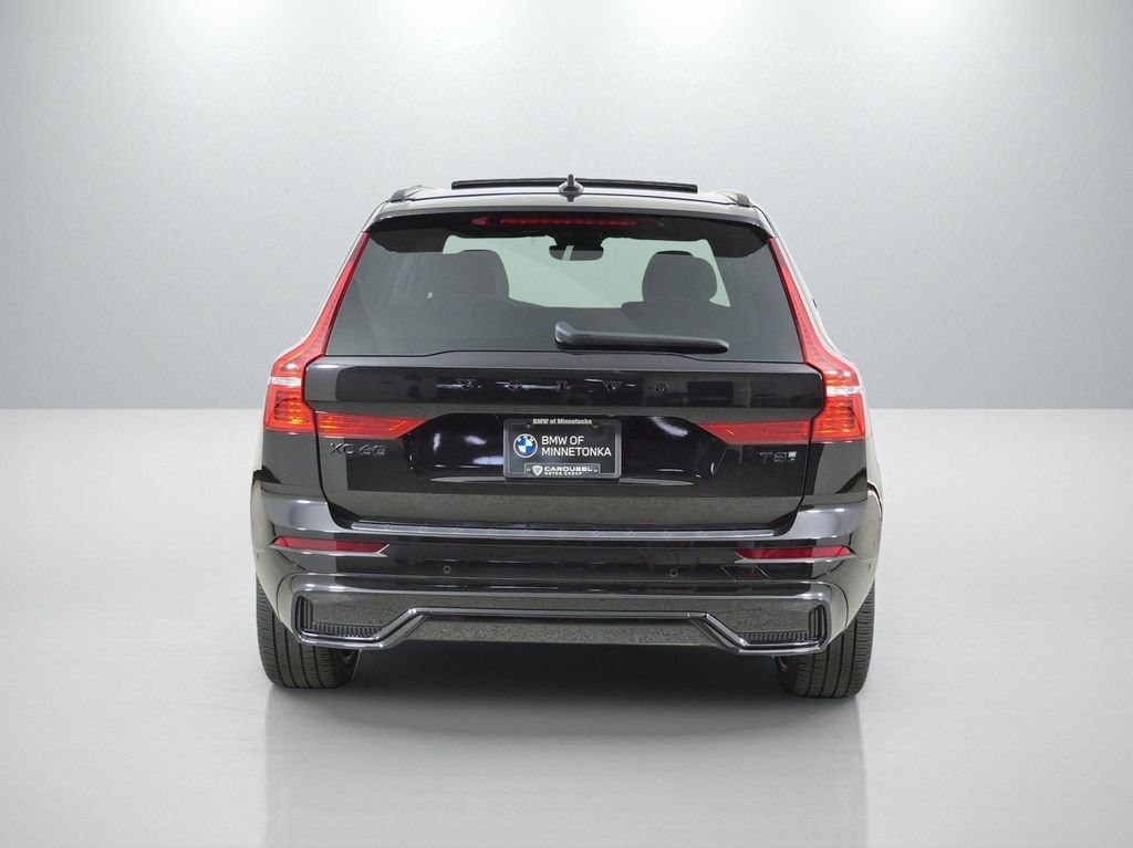 Used 2025 Black Volvo T8 Ultra Black Edition image 11