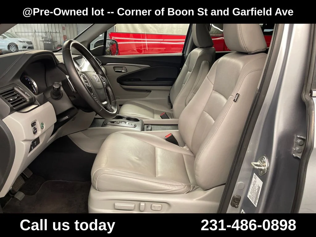 Used 2020  Honda RTL image 13
