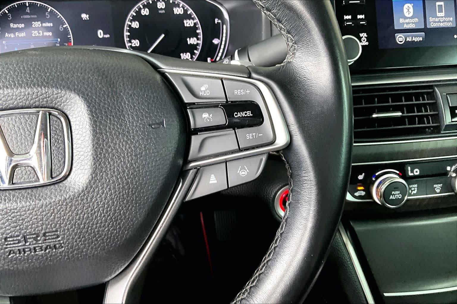 Used 2021 Platinum White Pearl Honda Touring image 25
