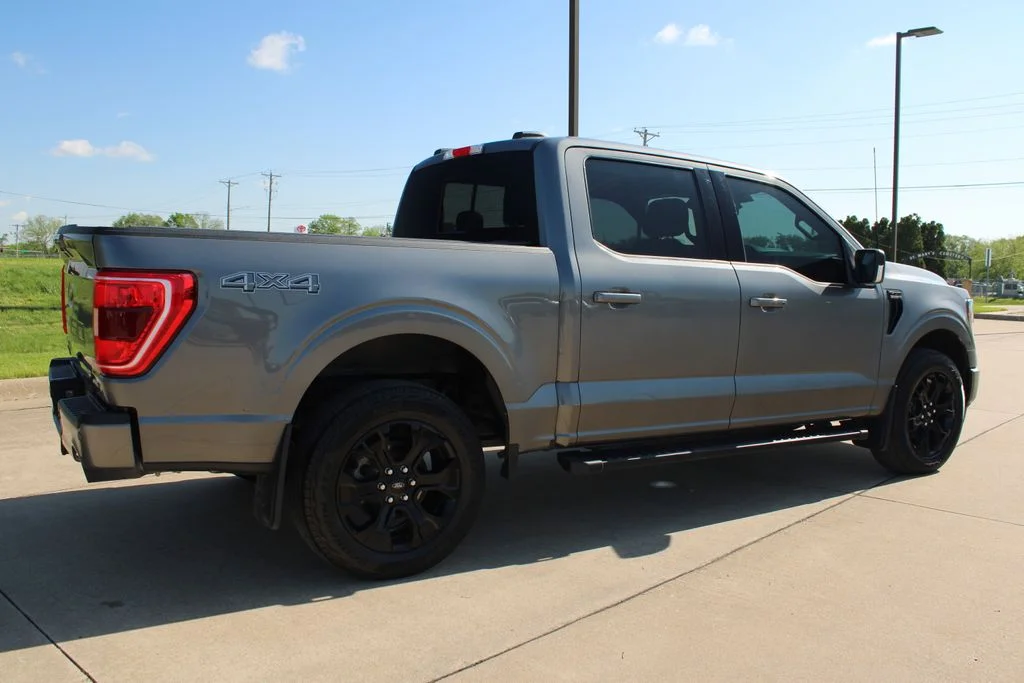 Used 2023 Gray Ford XLT image 5