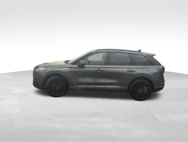 Used 2023 Gray Lincoln Reserve image 3