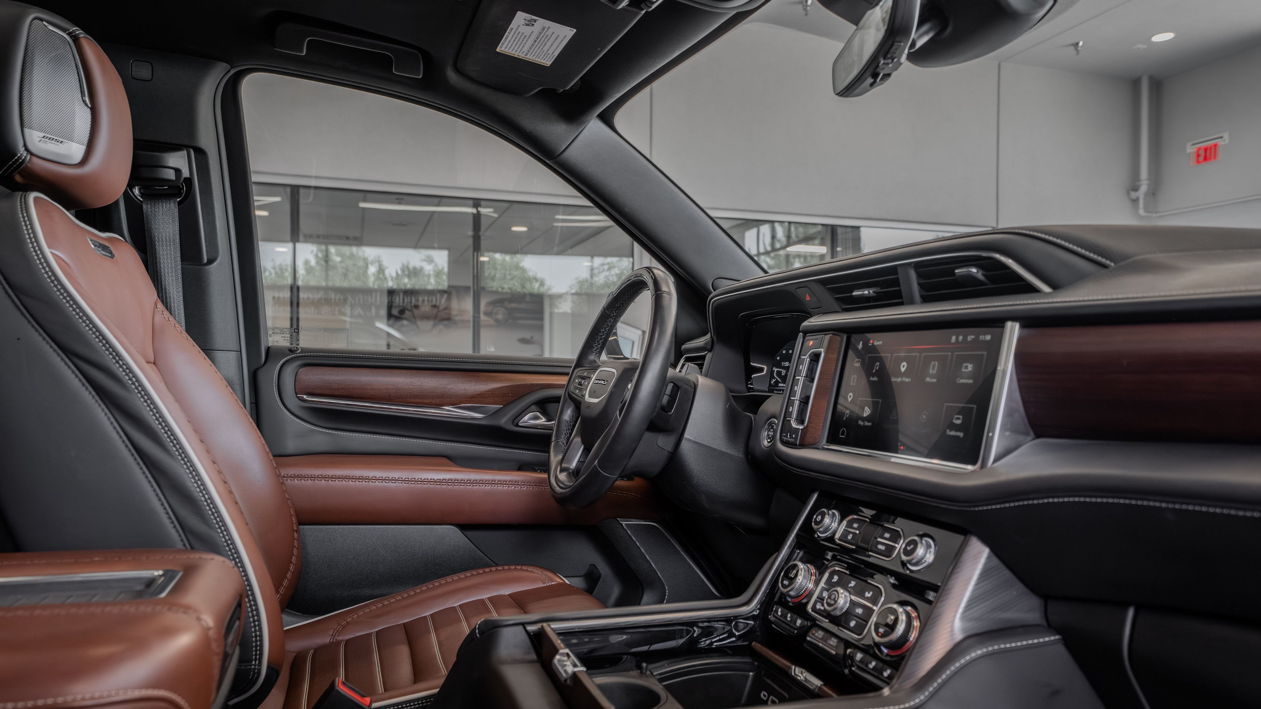 Used 2024 Onyx Black GMC Denali Ultimate image 18