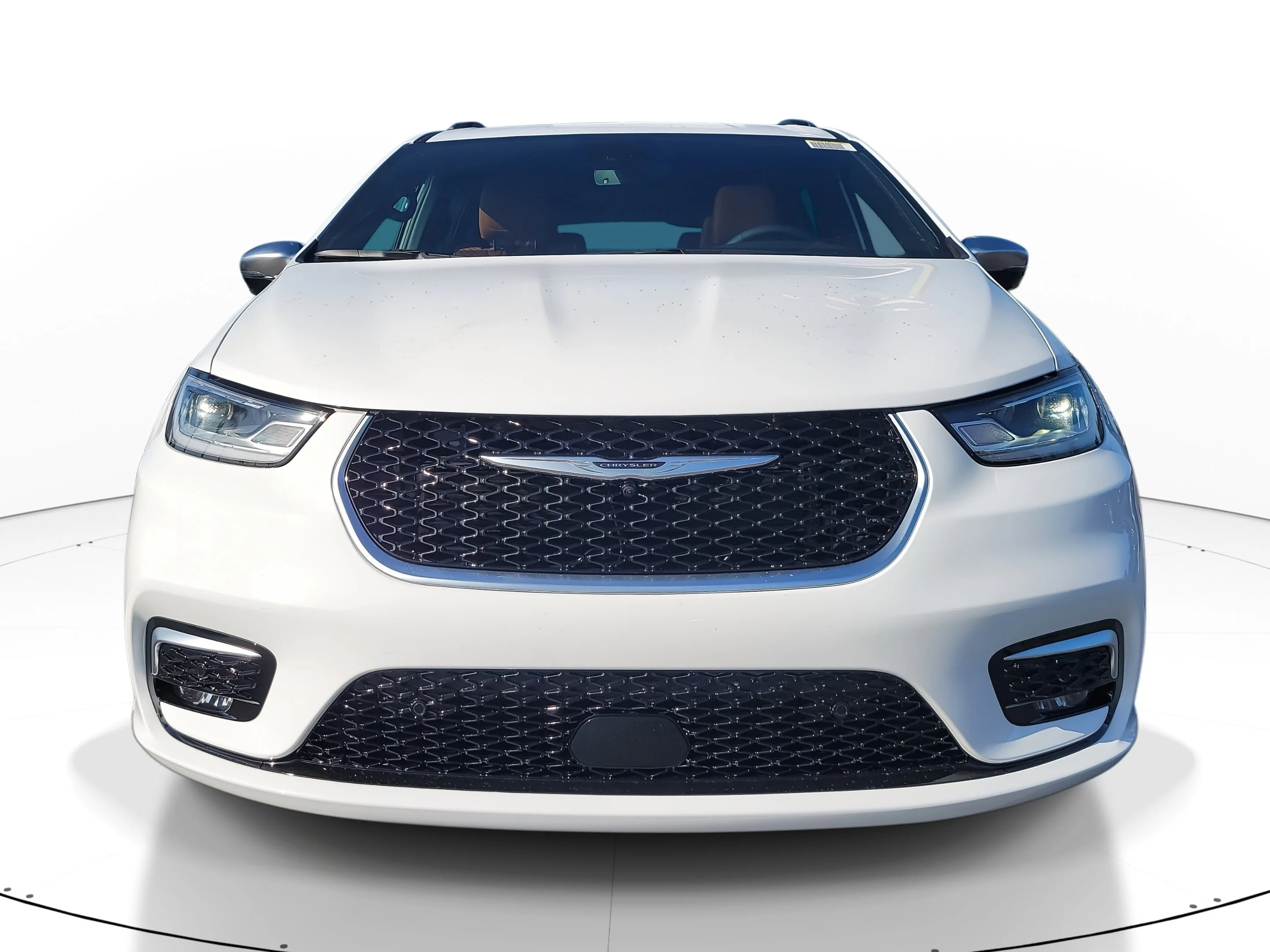 New 2026 Bright White Clearcoat Chrysler Pinnacle image 3