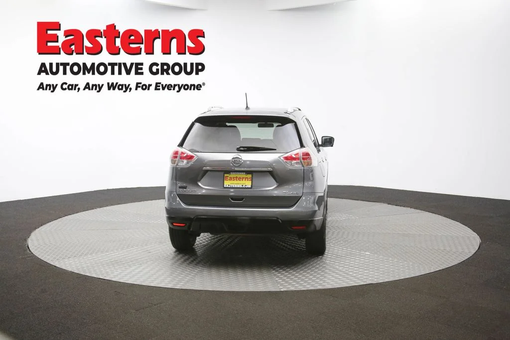 Used 2016 Gray Nissan SL image 36