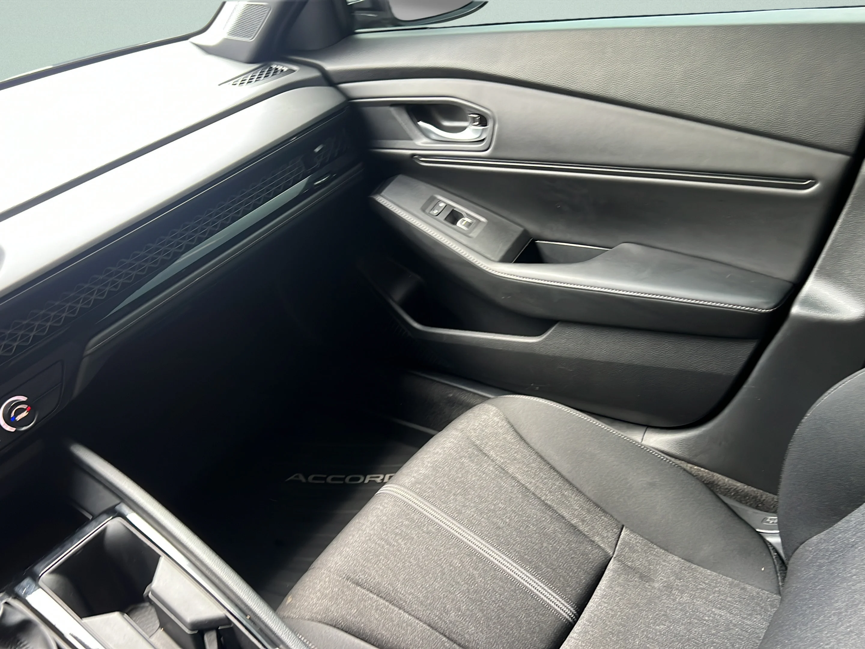 Used 2024 Gray Honda Sport image 13