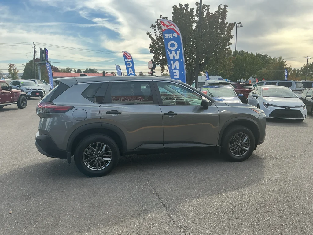 Used 2023 Gun Metallic Nissan S image 4