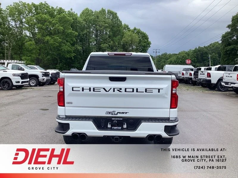 Used 2022 White Chevrolet RST image 6