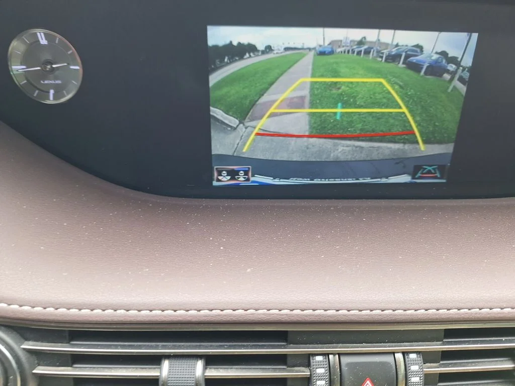 Used 2019 Black Lexus 500 Base image 15