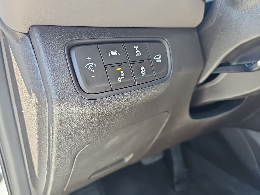 2020 Hyundai Santa Fe Limited - Photo 15