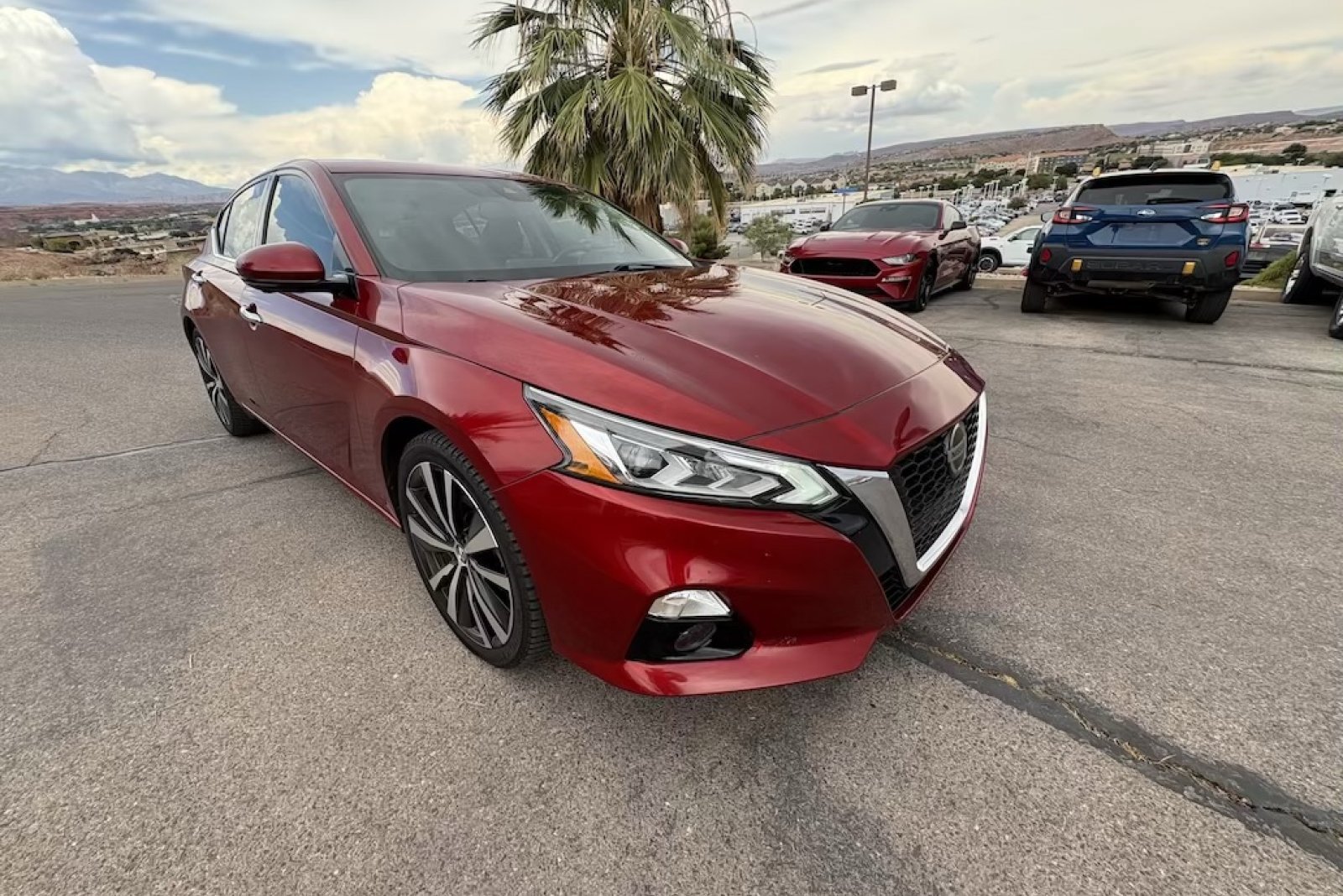 Used 2019 Scarlet Ember Tintcoat Nissan 2.5 Platinum image 8