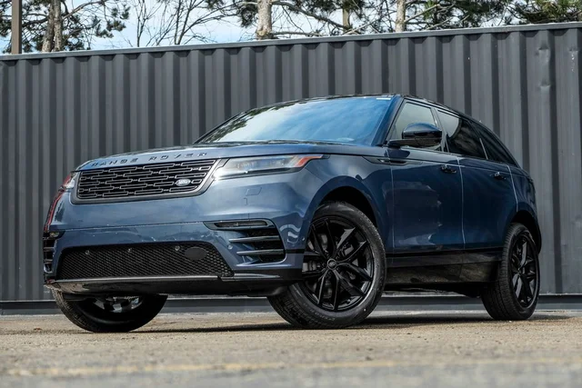2026 Land Rover Range Rover Velar Dynamic SE