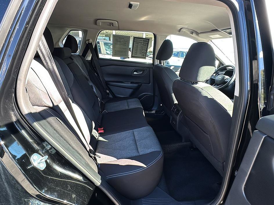 Used 2025 Super Black Nissan SV image 22