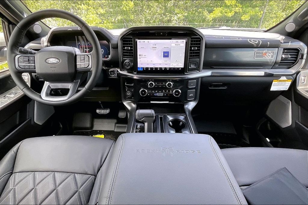 New 2026 Ford F-150 Lariat 4D SuperCrew