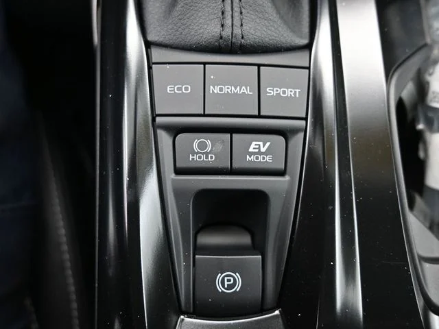 Used 2026  Toyota SE image 25