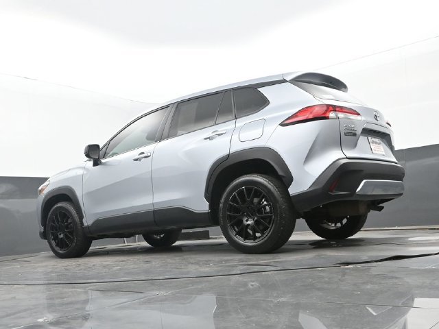 Used 2023 Sonic Silver Toyota L image 25