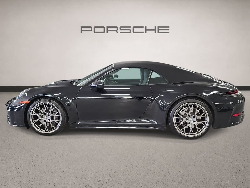 Used 2025  Porsche Carrera image 2