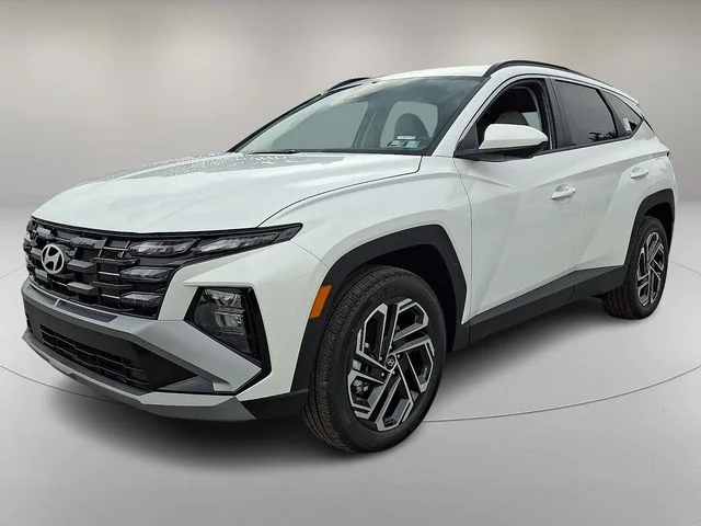 New 2026 White Hyundai SEL Plus image 3