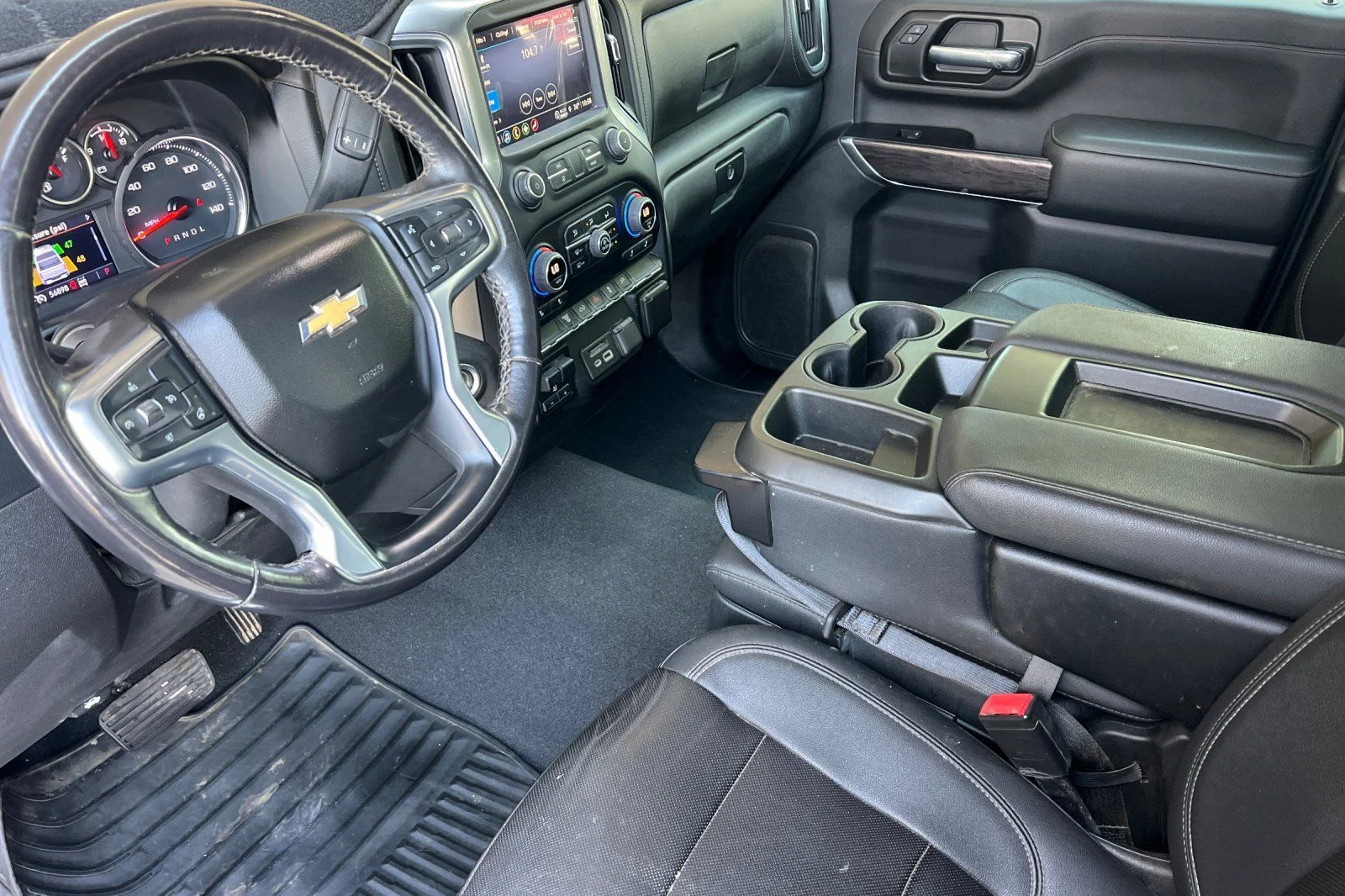 Used 2022 Green Chevrolet LTZ image 10
