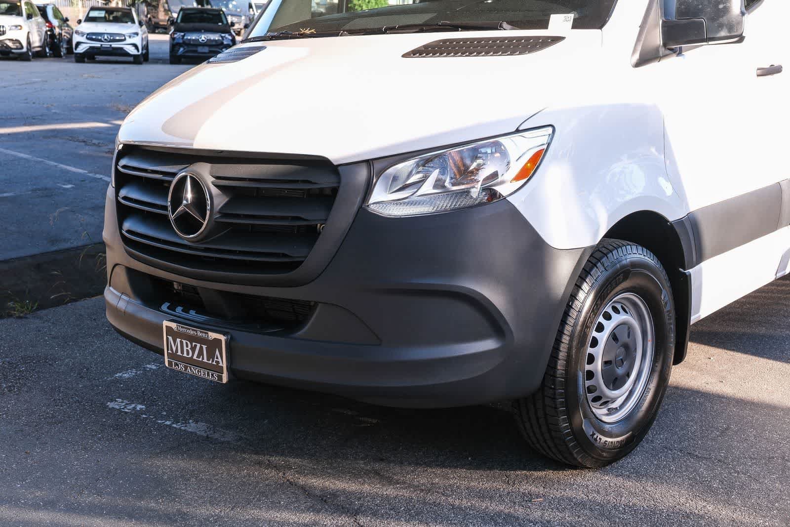 Used 2023 Arctic White Mercedes-Benz Cargo 144 WB image 11