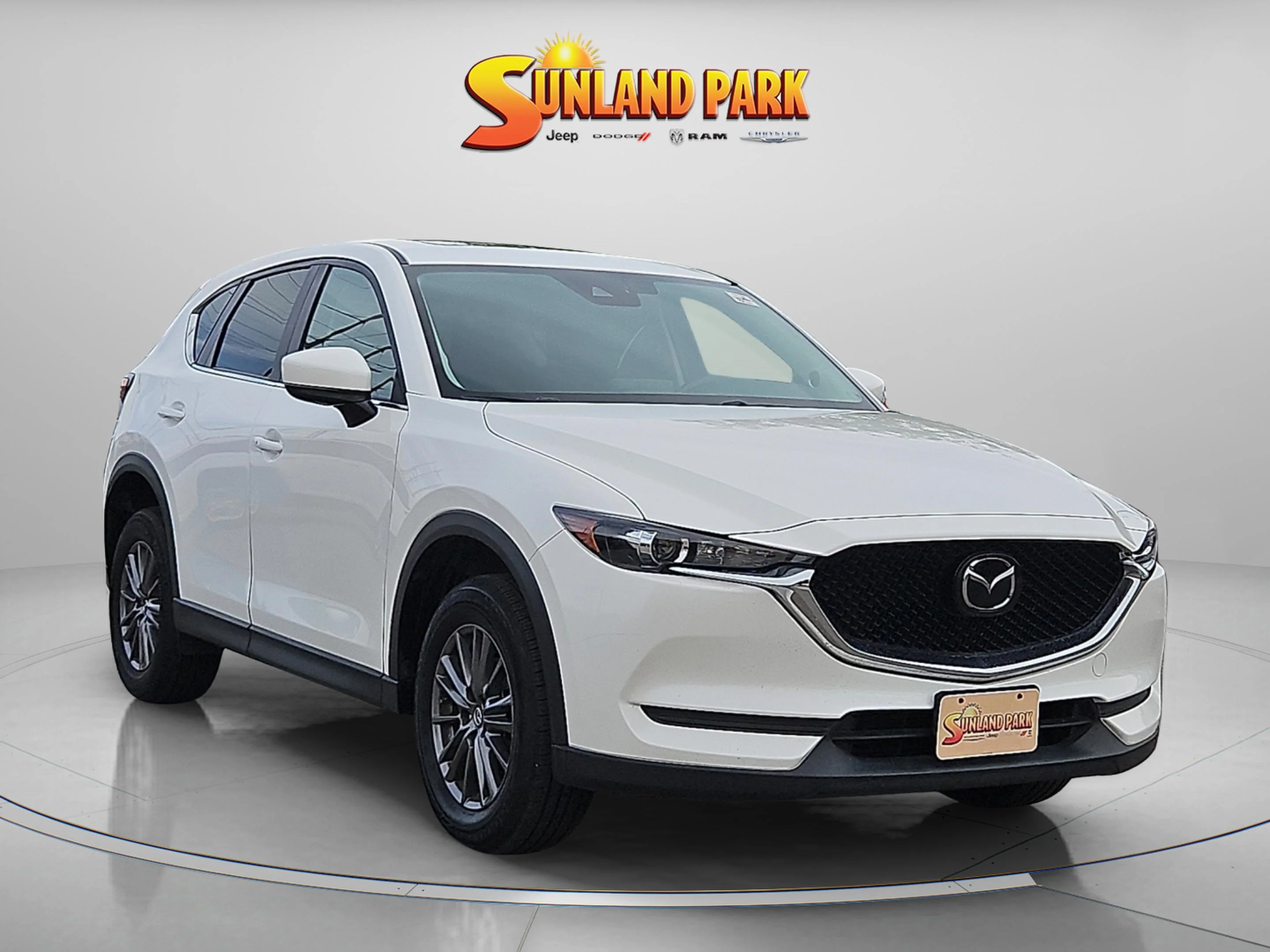 2020 Mazda CX-5 Touring Auto's photo