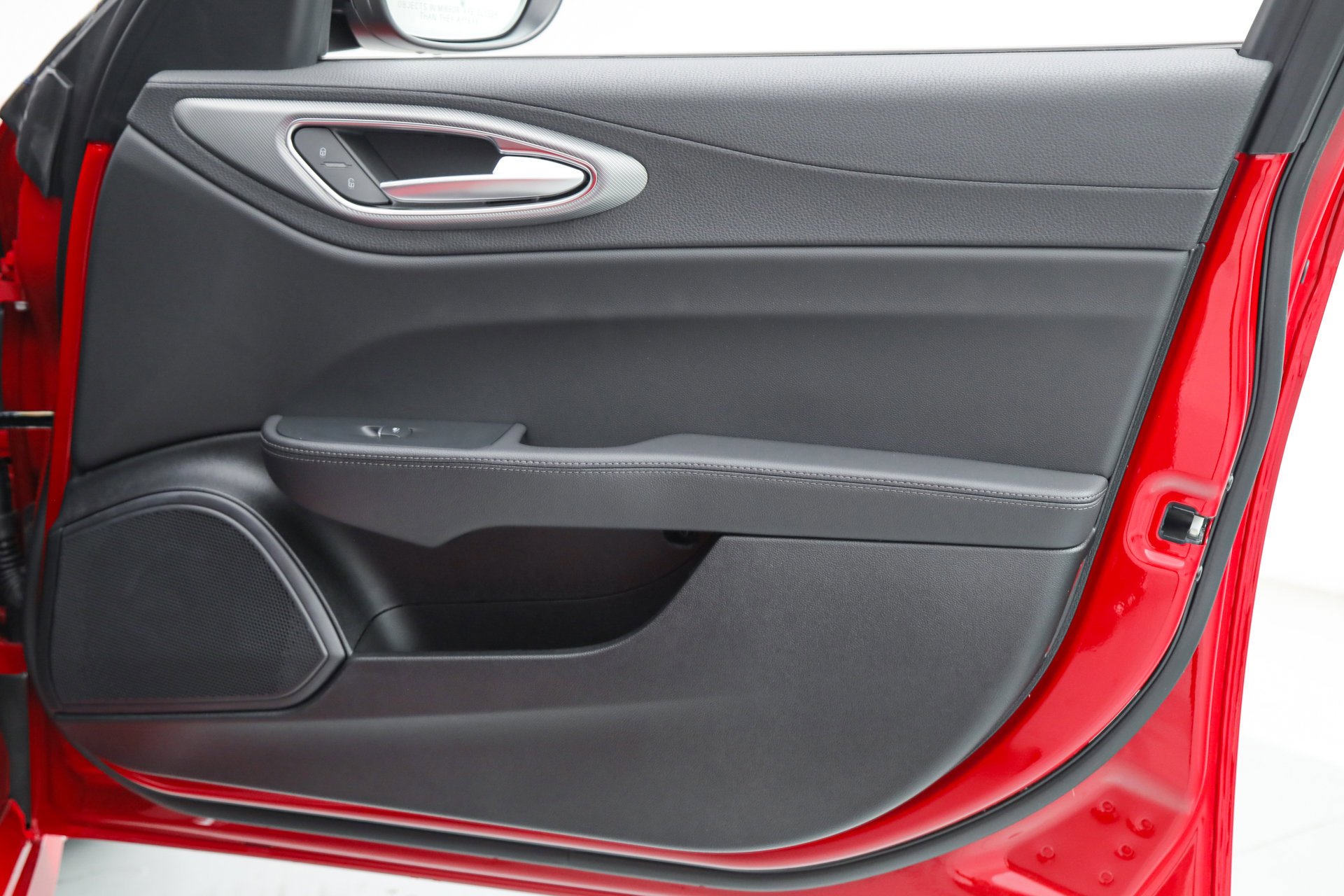 2025 Alfa Romeo Giulia Base - Photo 12