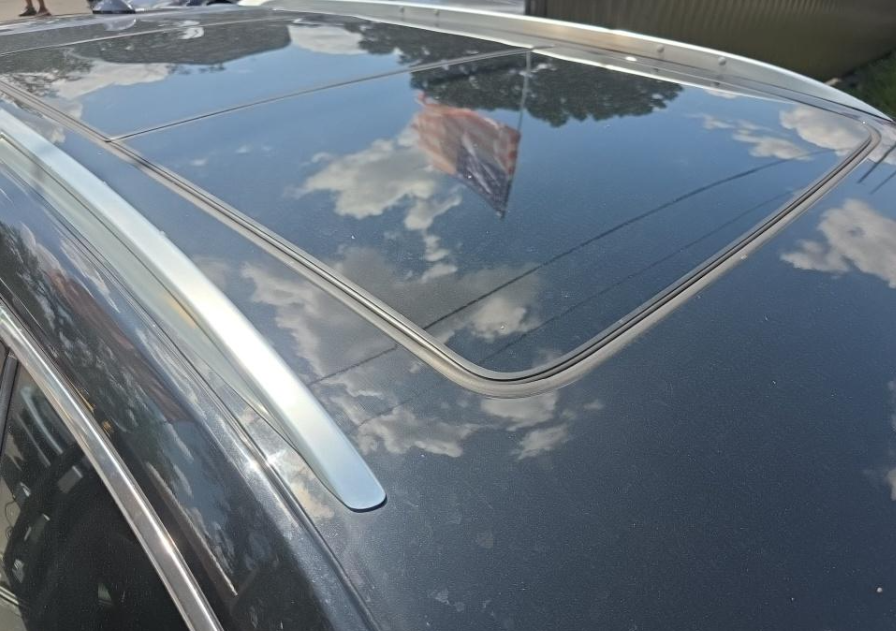 Used 2023 Black Cadillac Premium Luxury image 9