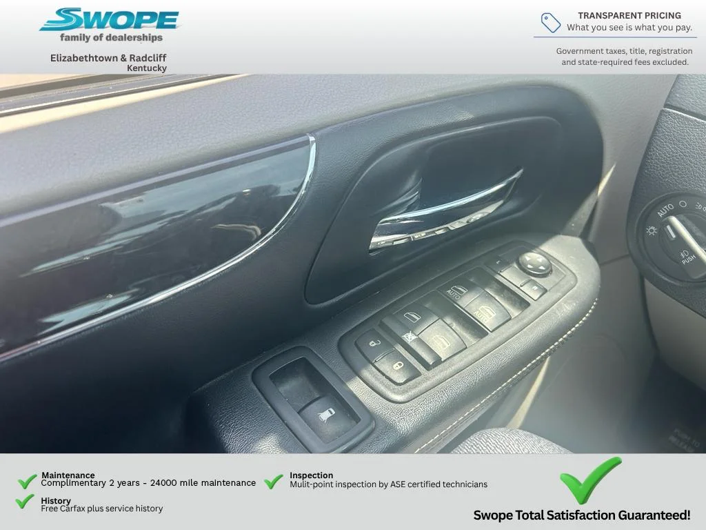 Used 2013 Billet Silver Metallic Clearcoat Chrysler Touring image 17