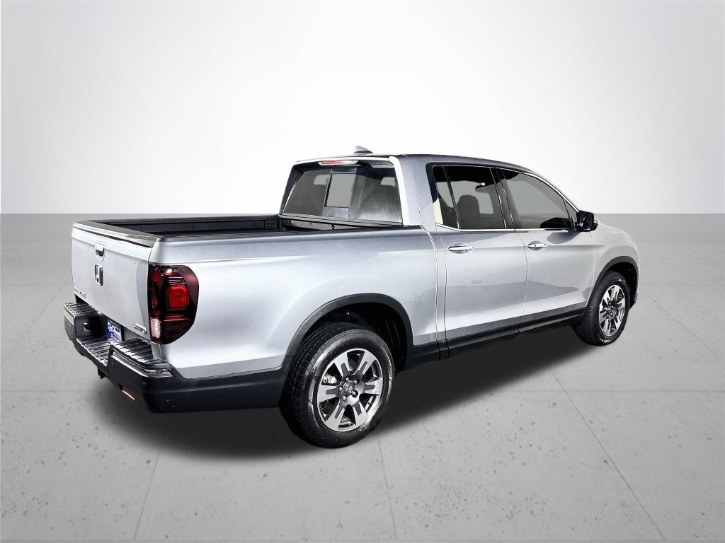 Used 2017 Silver Honda RTL-E image 6