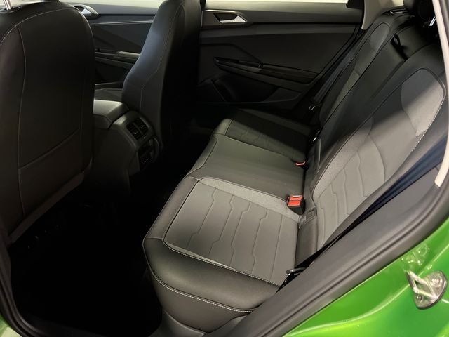 New 2026 Green Volkswagen 1.5T SE Black image 9
