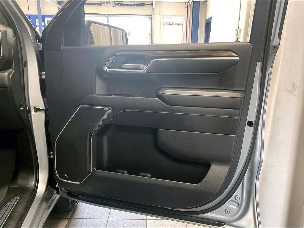 Used 2023 Gray Chevrolet LT image 12