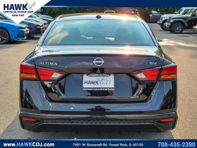 Used 2024 Black Nissan 2.5 SV image 5