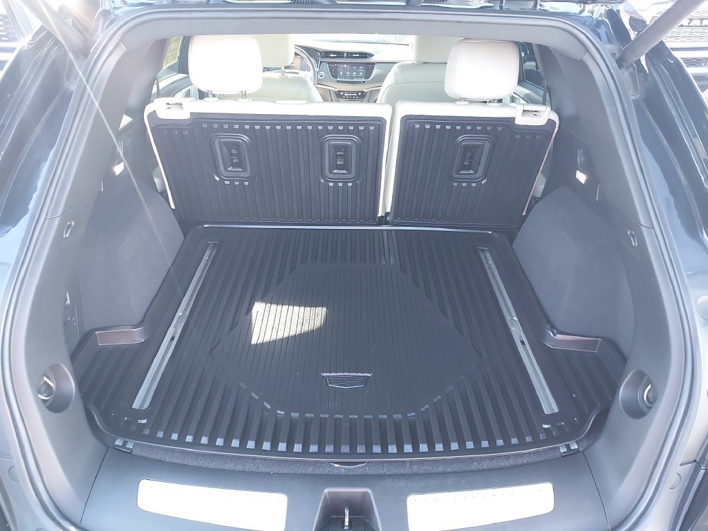Used 2023 Black Cadillac Sport image 10