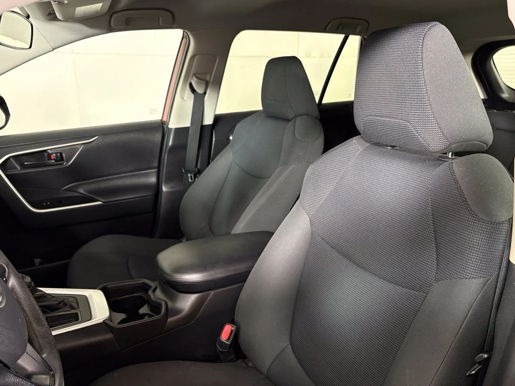 Used 2021 Red Toyota LE image 21