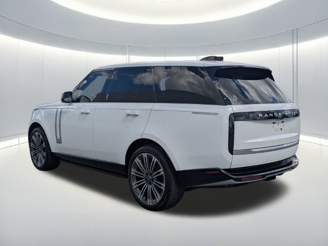 Certified Used 2024 White Land Rover Autobiography image 4