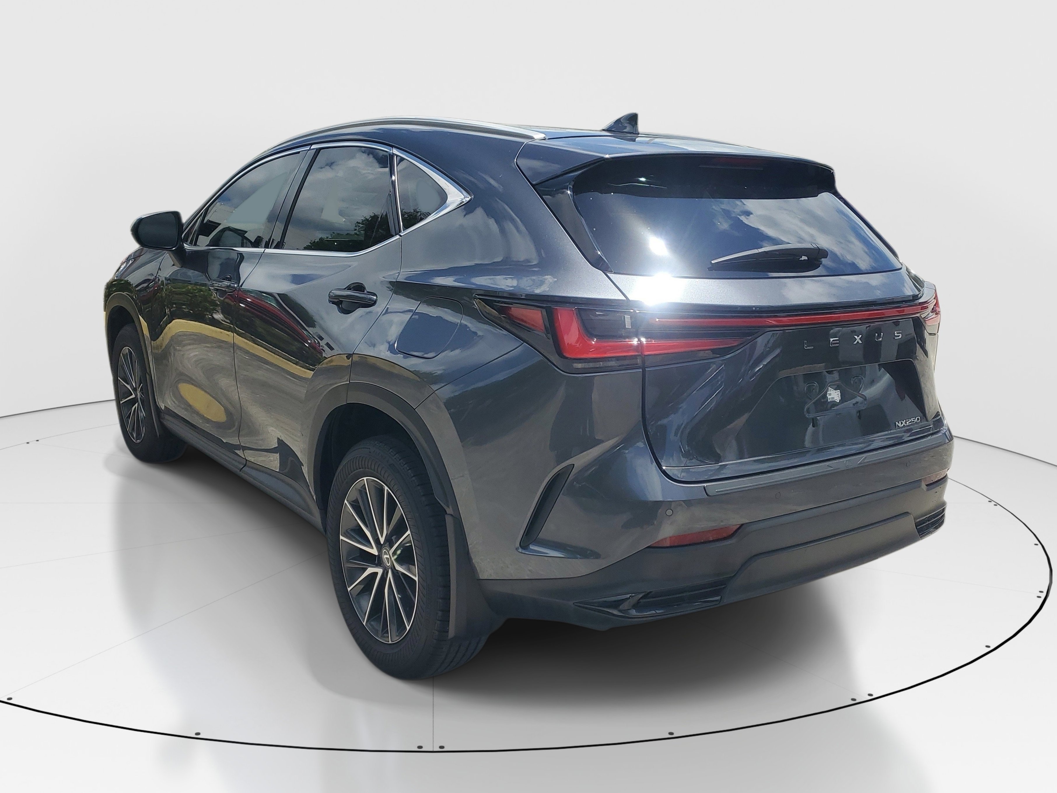 Used 2025 Gray Lexus NX 250 Premium image 5