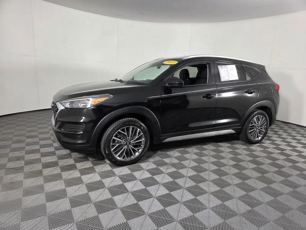 Used 2019 Black Noir Pearl Hyundai SEL image 9