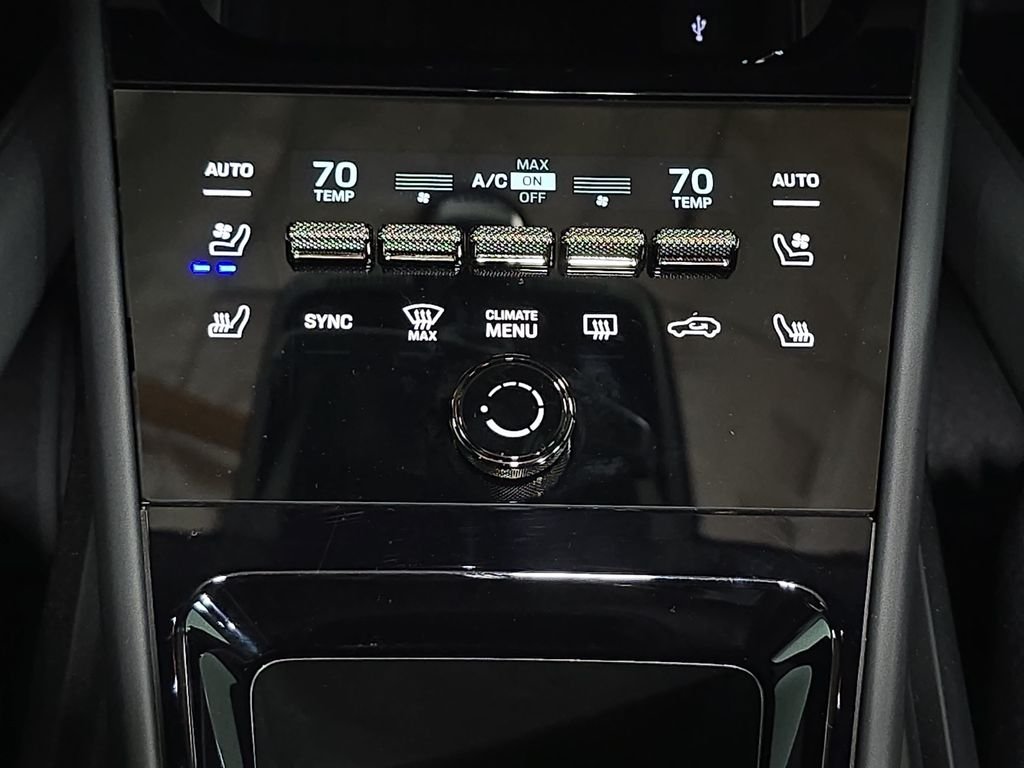 Certified Used 2026  Porsche Turbo image 19