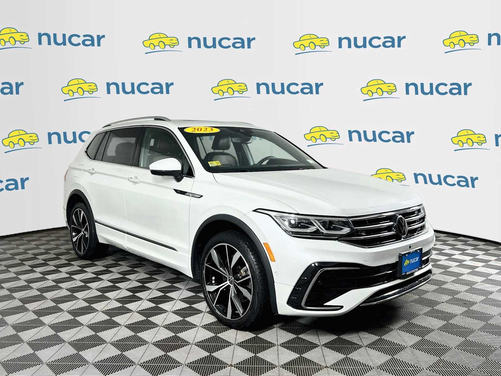 2023 Volkswagen Tiguan SEL R-Line