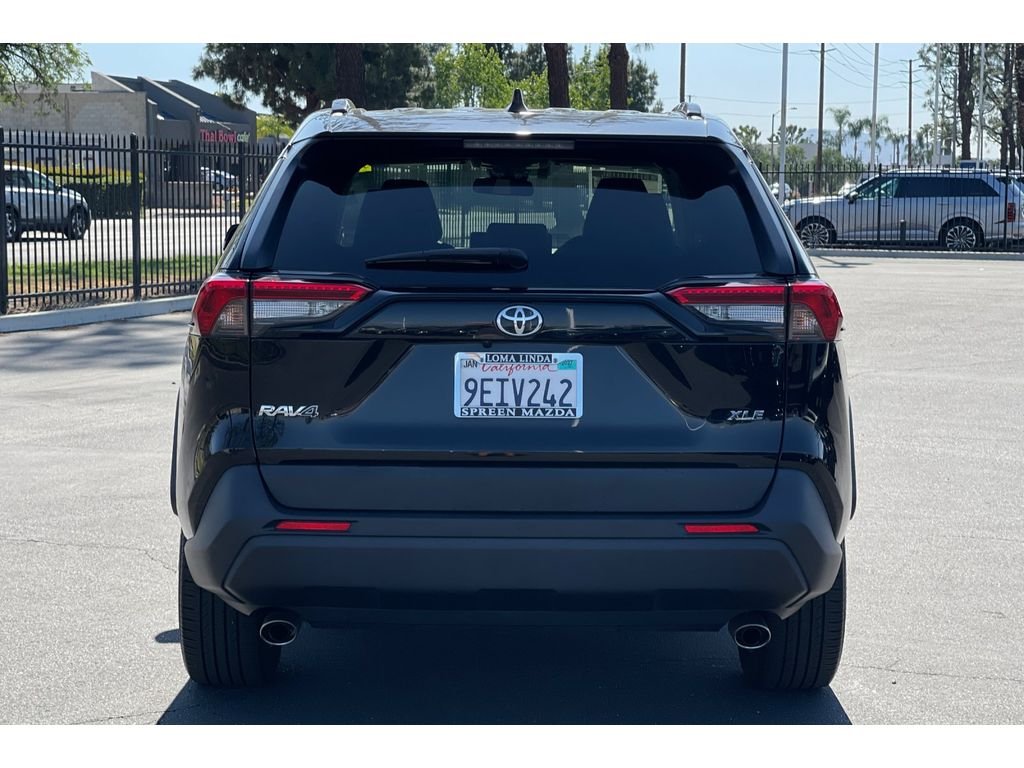 Used 2023 Midnight Black Metallic Toyota XLE Premium image 5