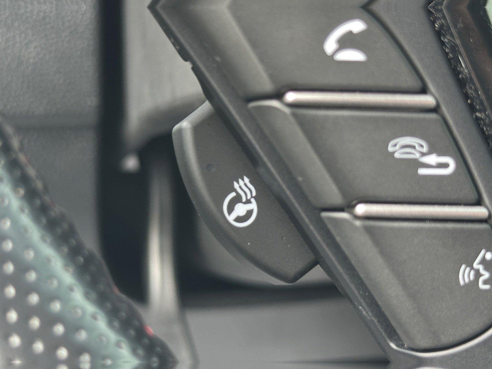 Used 2023 Platinum White Pearl Honda Black Edition image 21