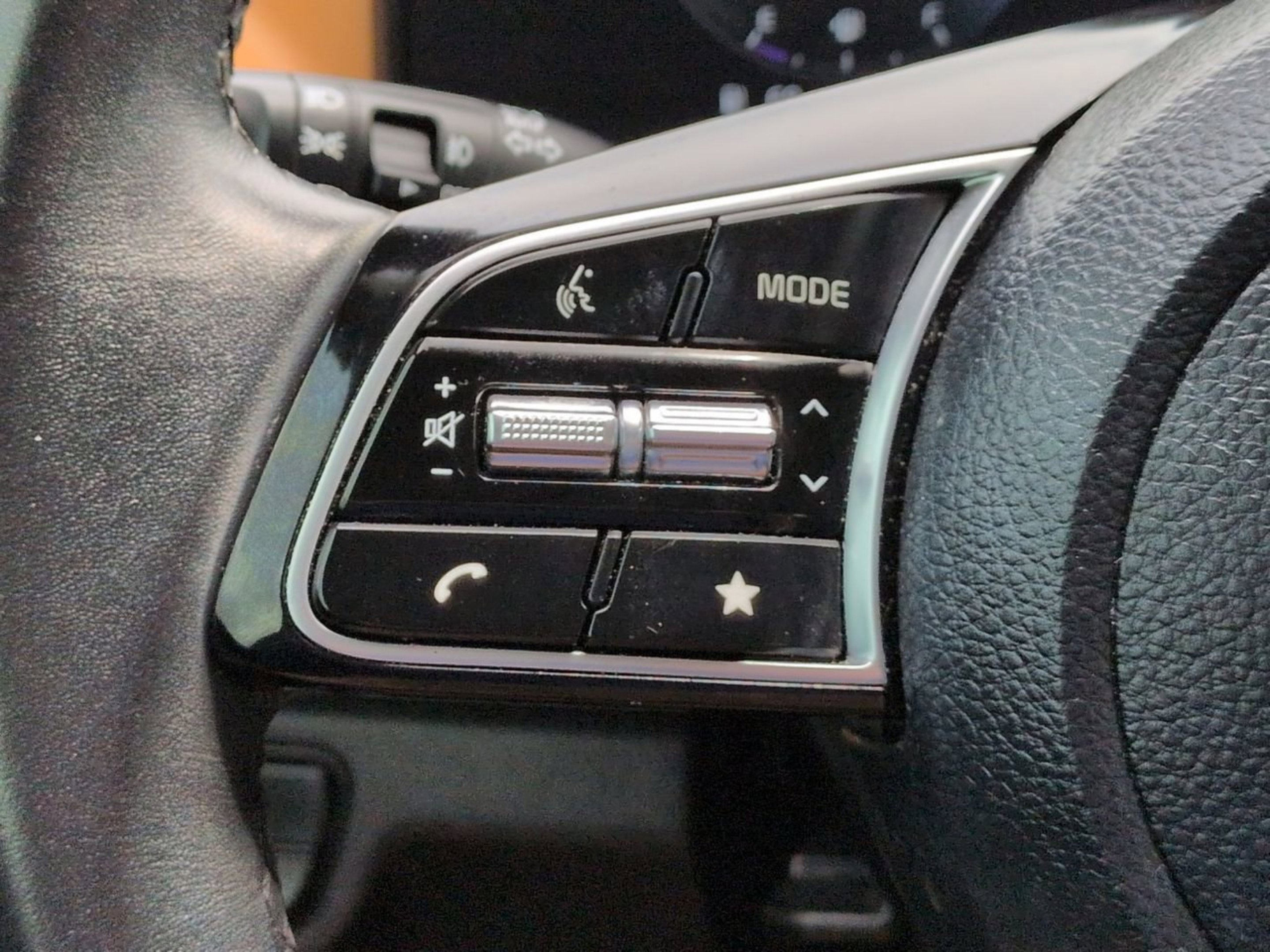 Certified Used 2024 Fusion Black Kia EX image 30
