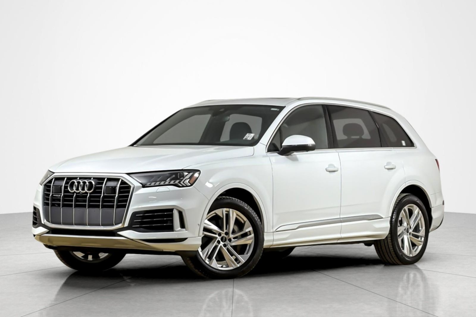 Used 2023 Glacier White Metallic Audi Premium 55 TFSI quattro image 1
