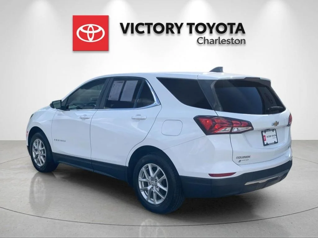 Used 2023 White Chevrolet LT image 3
