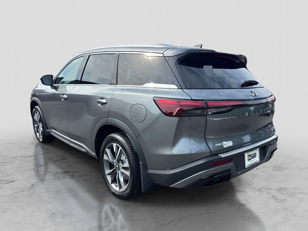 Certified Used 2023 Gray INFINITI LUXE image 3