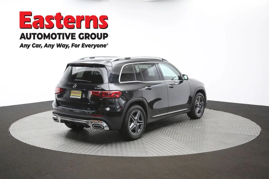 Used 2022 Black Mercedes-Benz GLB 250 image 40